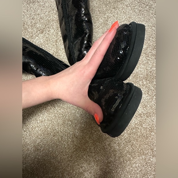 UGG Bailey Button Sequin Boots - Picture 5 of 6
